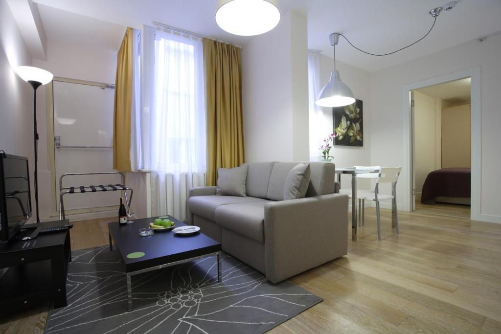 Home Stay Home Valikonagi Istanbul Phòng bức ảnh